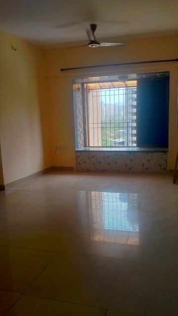 Room in 2 BHK Apartment at Harmony Residency Owale, Owale – for Rent