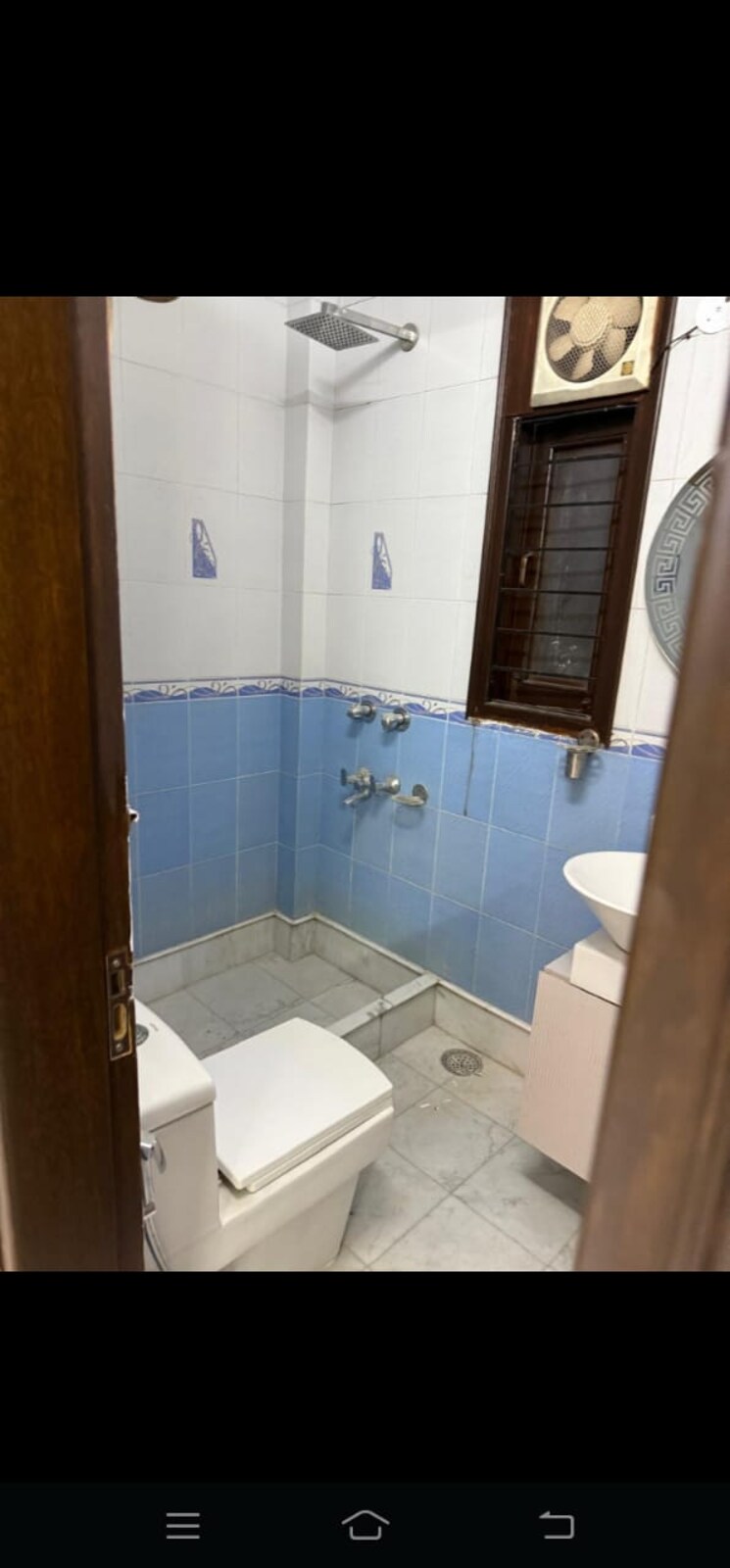 Bathroom, saket 3 Bedroom 200 Sq.Yd. Builder Floor In Saket Delhi 9772614