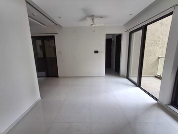 Room in 2 BHK Apartment at Pristine Prolife 1, Wakad – for Rent
