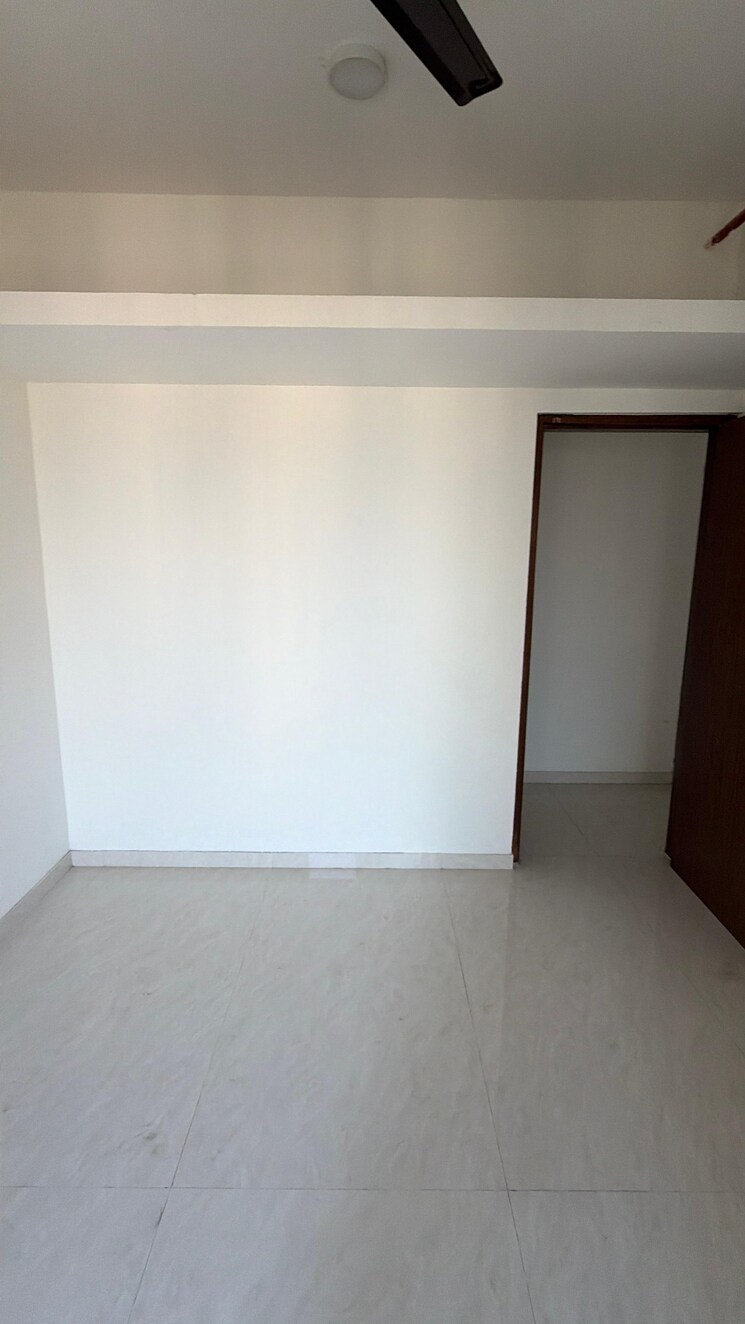 Room, mhada-24-lig-apartments 2 Bedroom 780 Sq.Ft. Apartment In Goregaon West Mumbai 9772695