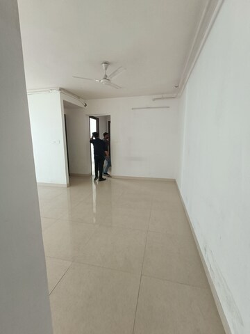 Room in 2 BHK Apartment at Sunteck City Avenue 1, Goregaon West – for Rent