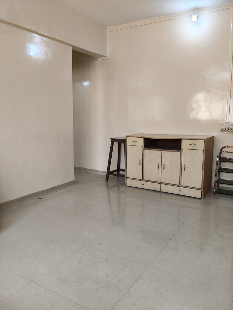 Room, krishna-galaxy-santacruz 1 Bedroom 600 Sq.Ft. Apartment In Santacruz East Mumbai 9772770