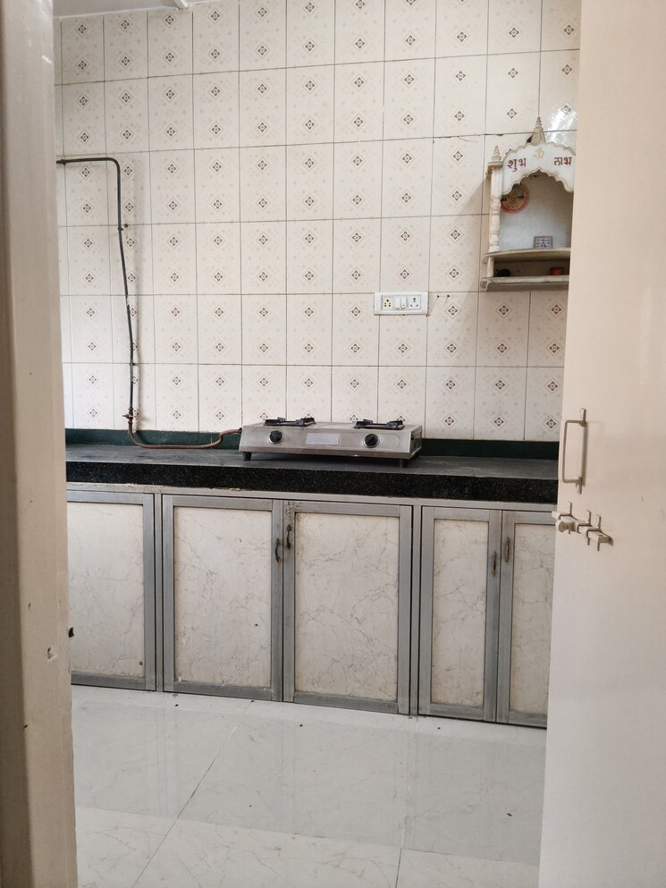 Bathroom, krishna-galaxy-santacruz 1 Bedroom 600 Sq.Ft. Apartment In Santacruz East Mumbai 9772770