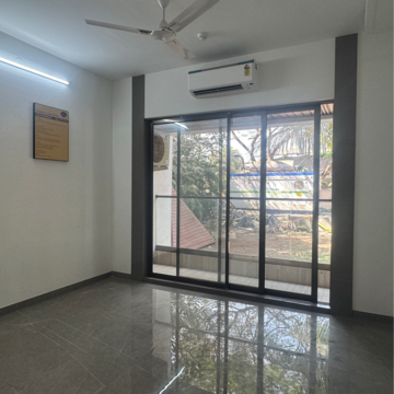 Room in 3 BHK Apartment at Regency Luxuria, Golawali N V – for Sale