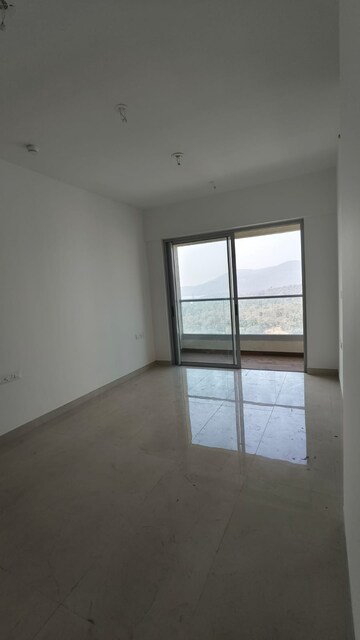 Room in 2 BHK Apartment at Piramal Revanta, Mulund West – for Rent