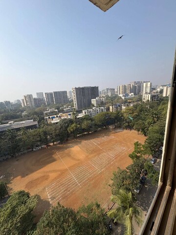 Plot Area in 2 BHK Apartment at Dn Nagar – for Rent