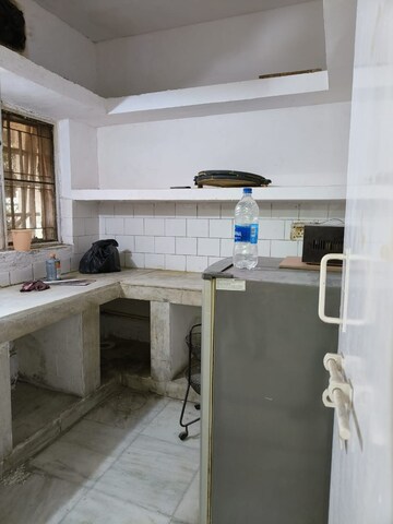 Kitchen in 1.5 BHK Independent House at Sector 55 – for Rent