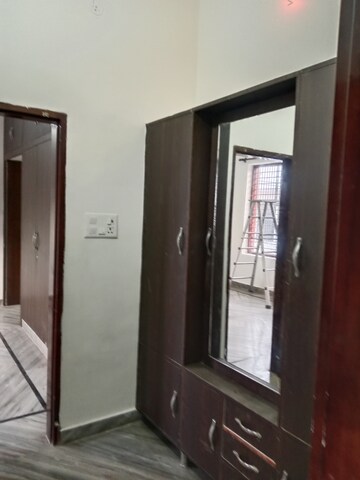 Building Lobby in 3 BHK Builder Floor at Sector 17 – for Rent