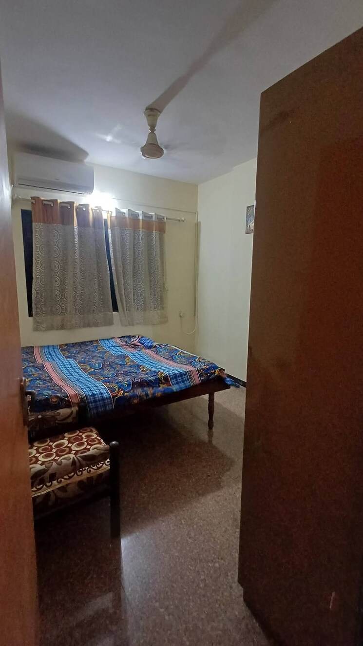 Bedroom, dheeraj-darshan 2 Bedroom 950 Sq.Ft. Apartment In Jogeshwari East Mumbai 9772883