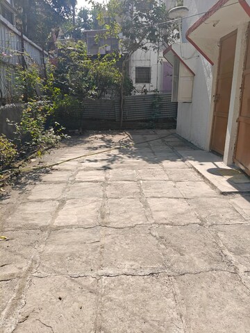 Parking in 2 BHK Apartment at Anand Nagar – for Rent