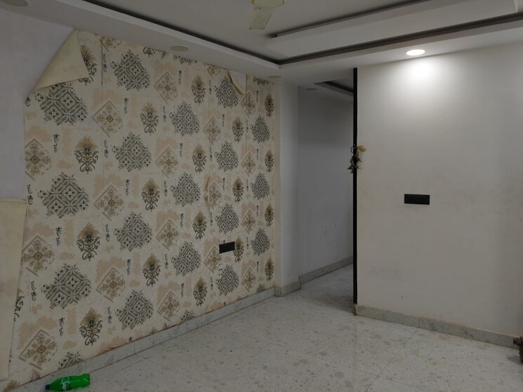 Room, govindpuri 3 Bedroom 908 Sq.Ft. Builder Floor In Govindpuri Delhi 9772913
