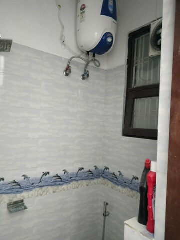 Bathroom in 2 BHK Builder Floor at Indira Nagar – for Rent
