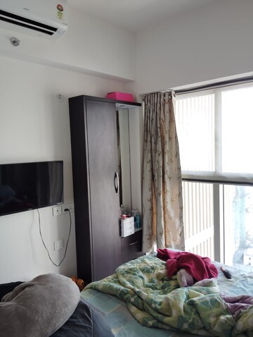 Bedroom in 2 BHK Apartment at Lodha Primo, Parel – for Rent