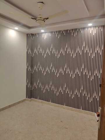 Bedroom in 3 BHK Builder Floor at Govindpuri – for Sale