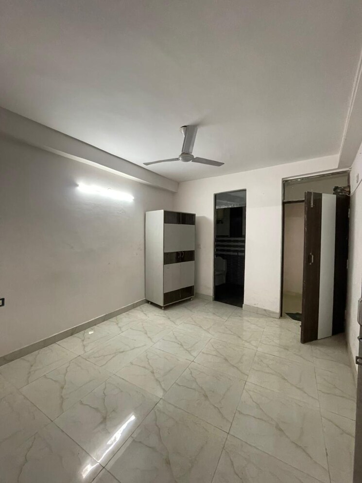 Room, saket 2 Bedroom 800 Sq.Ft. Builder Floor In Saket Delhi 9772940