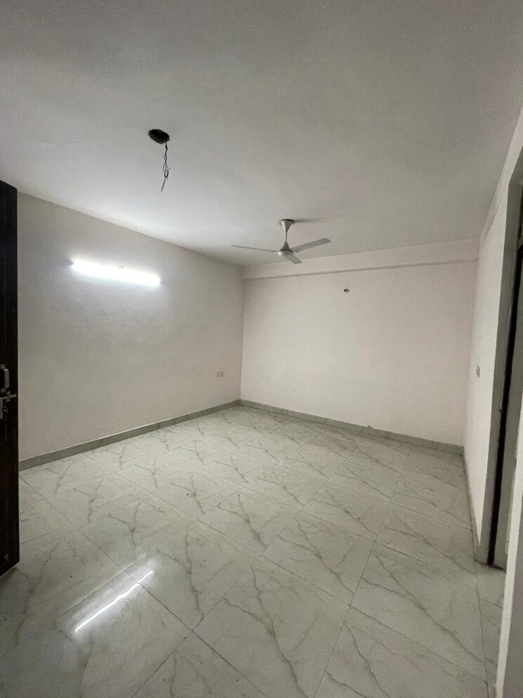 Room, saket 2 Bedroom 800 Sq.Ft. Builder Floor In Saket Delhi 9772940