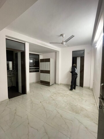 2 BHK Builder Floor For Rent in Saket