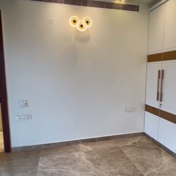 Room in 4 BHK Builder Floor at Pitampura – for Sale