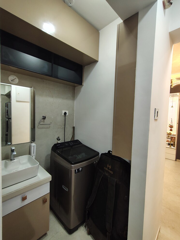 Master Bedroom, dosti-oro-67 2 Bedroom 610 Sq.Ft. Apartment In Kandivali West Mumbai 9773037