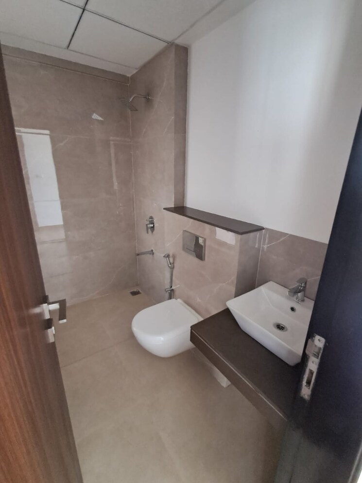 Attached Bathroom, piramal-revanta 3 Bedroom 1033 Sq.Ft. Apartment In Mulund West Mumbai 9773044