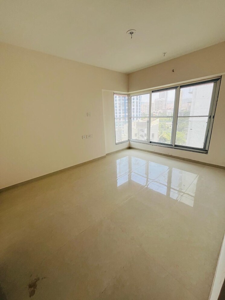 Room, je-and-vee-madhuban 3.5 Bedroom 1000 Sq.Ft. Apartment In Malad East Mumbai 9623928