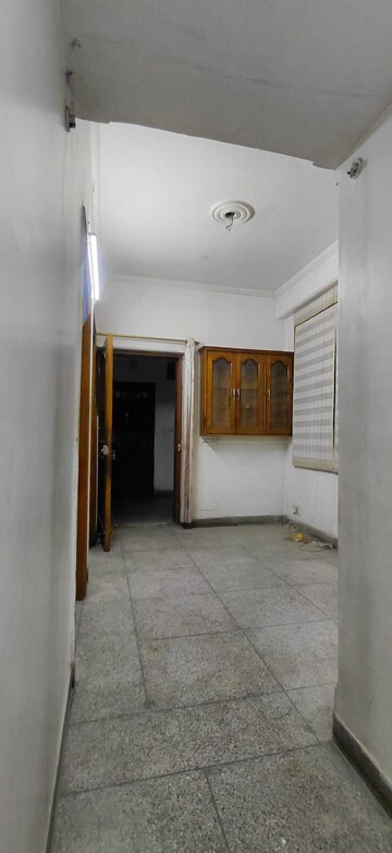 3 BHK Builder Floor For Rent in Vikas Puri