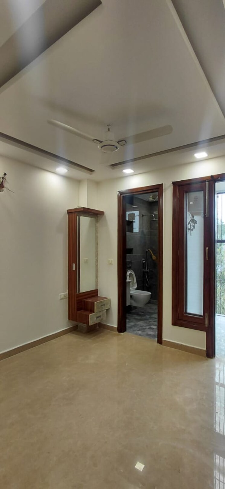 undefined, vikas puri 3 Bedroom 125 Sq.Yd. Builder Floor In Vikas Puri Delhi 9773066