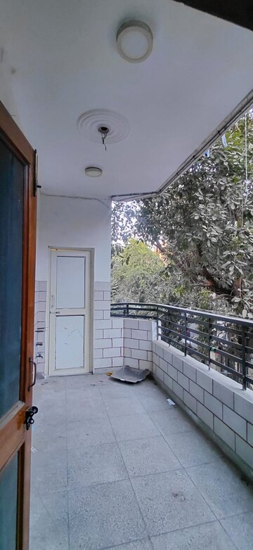 Balcony in 2 BHK Builder Floor at Vikas Puri – for Rent