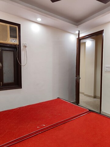 Bedroom in 2 BHK Apartment at Saket – for Rent