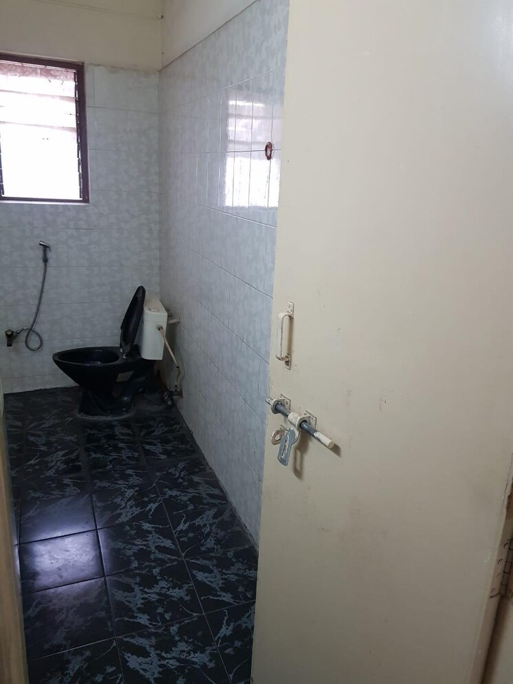 Attached Bathroom, rahul-park-d1-d2-d3-building 2 Bedroom 956 Sq.Ft. Apartment In Warje Pune 9773197