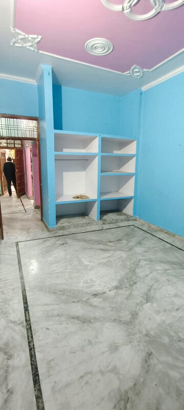 Room in  Office Space at Gomti Nagar – for Rent