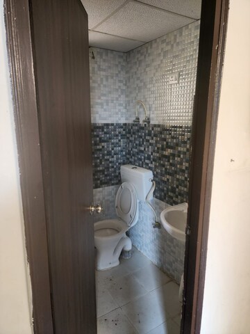 Master Bedroom in 1 BHK Apartment at Signature Global Andour Height, Sector 71 – for Rent