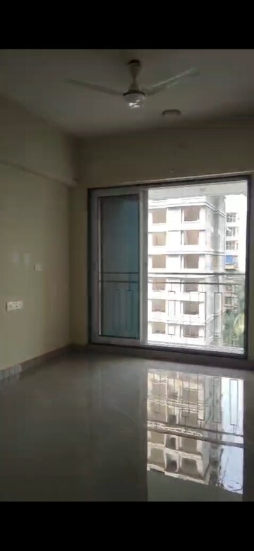 2 BHK Apartment For Rent in Satra One, Goregaon West