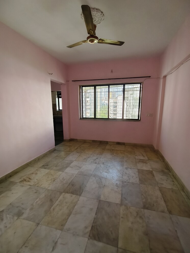 Room, satellite-garden 1 Bedroom 520 Sq.Ft. Apartment In Goregaon East Mumbai 9773301