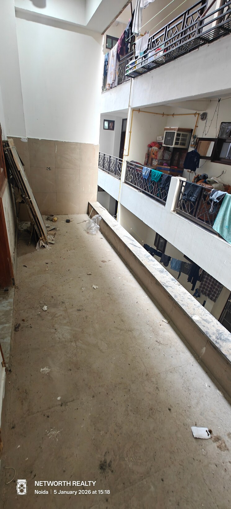 Balcony, sector 73 3 Bedroom 1300 Sq.Ft. Builder Floor In Sector 73 Noida 9773314