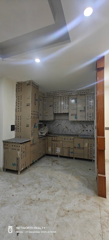 Kitchen in 3 BHK Builder Floor at Sector 73 – for Sale