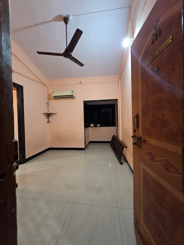 Master Bedroom, gokuldham-chs-goregaon 1 Bedroom 400 Sq.Ft. Apartment In Goregaon East Mumbai 9773332