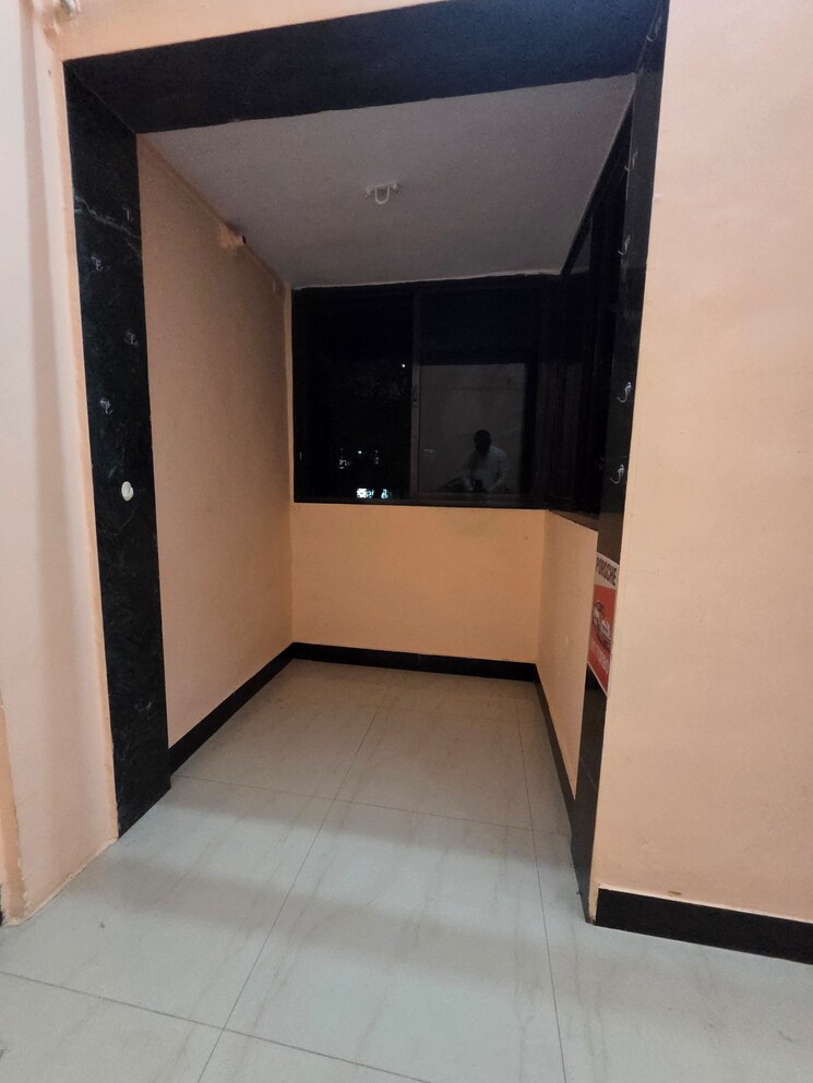 Room, gokuldham-chs-goregaon 1 Bedroom 400 Sq.Ft. Apartment In Goregaon East Mumbai 9773332