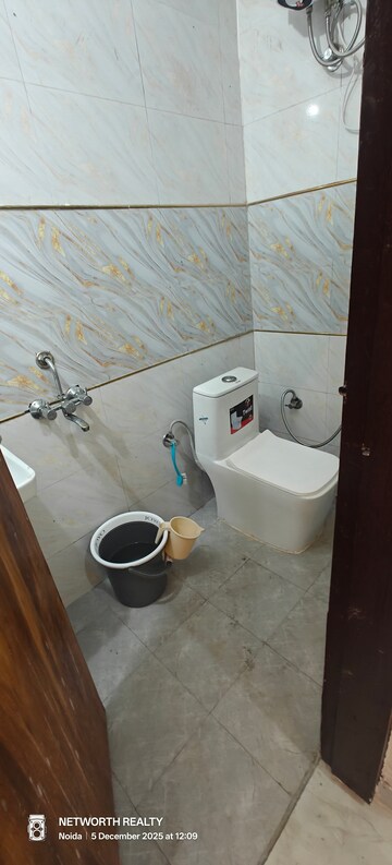 Bathroom in 1 BHK Builder Floor at Sector 73 – for Sale