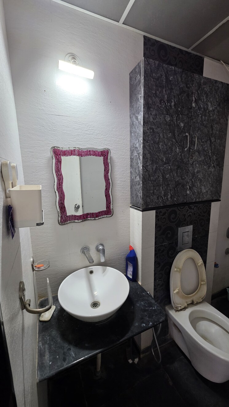 Bathroom, ganga-arcadia 2 Bedroom 1121 Sq.Ft. Apartment In Kharadi Pune 9773351