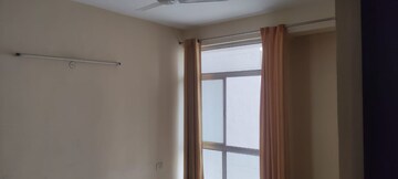 Room in 3 BHK Builder Floor at Sector 72 – for Sale