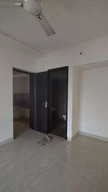 2 BHK Apartment For Rent in Regency Heights, Ghodbunder Road