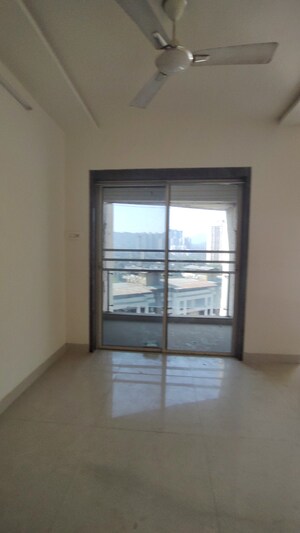 Room in 2 BHK Apartment at Regency Heights, Ghodbunder Road – for Rent