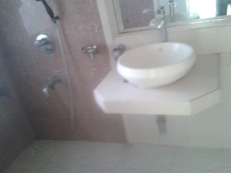 Bathroom, rustomjee-ozone 2.5 Bedroom 885 Sq.Ft. Apartment In Goregaon West Mumbai 9773405