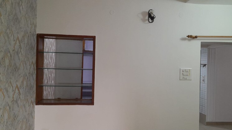 Cover Image, kalkaji 2 Bedroom 125 Sq.Yd. Builder Floor In Kalkaji Delhi 9773437