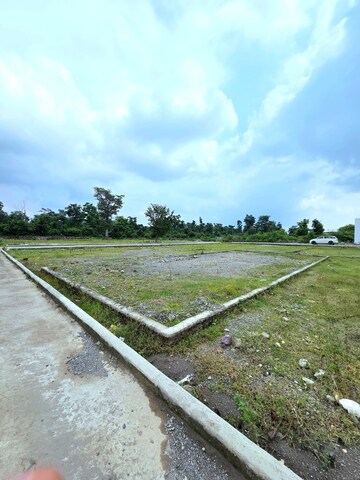  Plot For Sale in Jolly Grant