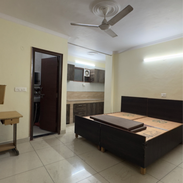Bedroom in 1 RK Builder Floor at Chattarpur – for Rent