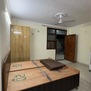 Bedroom in 1 RK Builder Floor at Chattarpur – for Rent