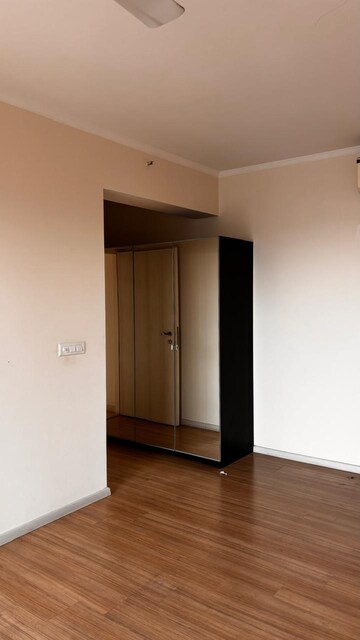 3 BHK Apartment For Rent in DLF New Town Heights Town Houses, Sector 86