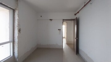 Room in 1 BHK Apartment at Vijay Orovia, Ghodbunder Road – for Rent